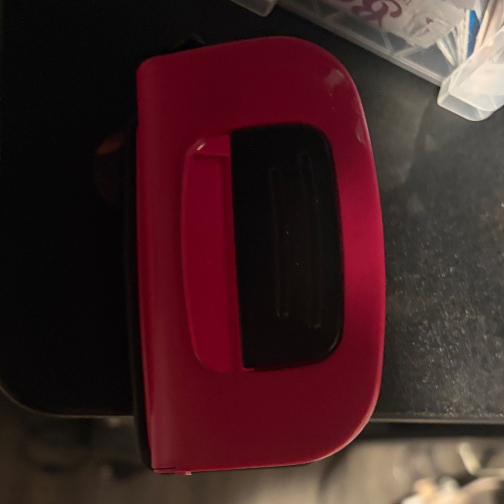 Hot Pink Handheld hole puncher